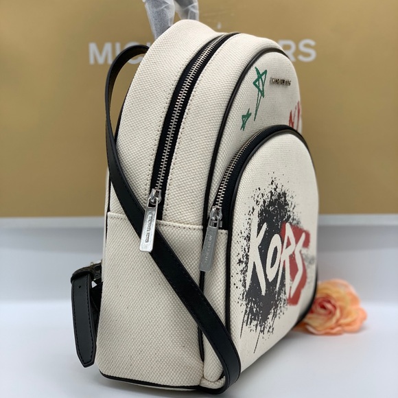 MICHAEL KORS GRAFFITI ABBEY MD BACKPACK LT CRM MUL - Picture 10 of 16